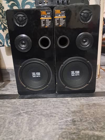 10 inch speakers 10 by 10 condition