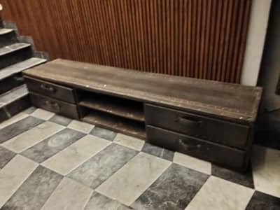 tv table