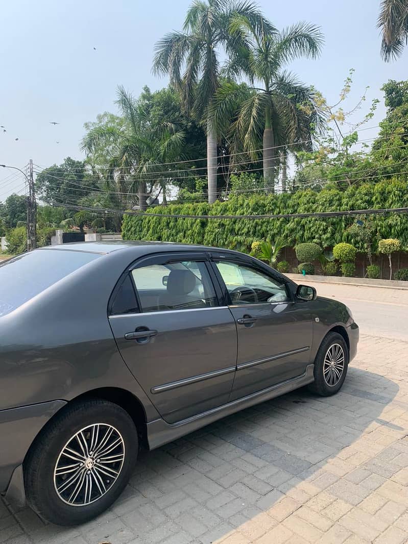 Corolla Altis Automatic 1.8 2