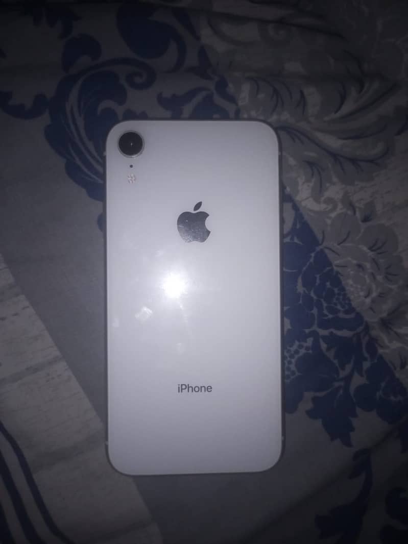 iPhone Xr 0