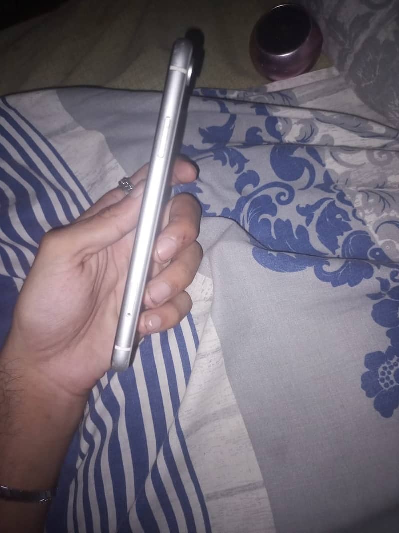 iPhone Xr 2