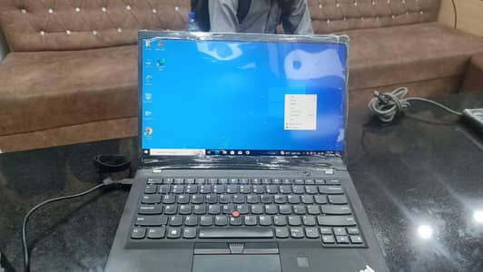 Lenovo X1 Carbon i7 7th gen 16gb ram 256gb ssd 10/10
