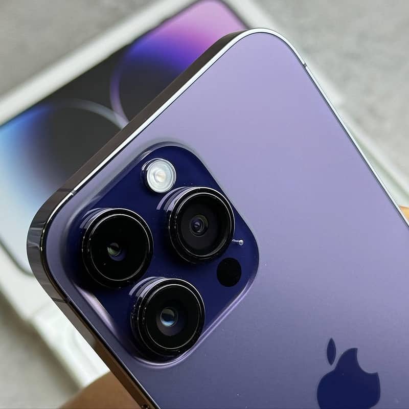 iPhone 14 Pro Max 1