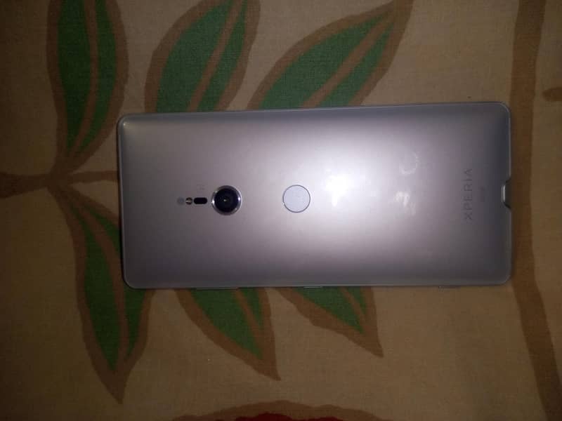 sony xz3 4