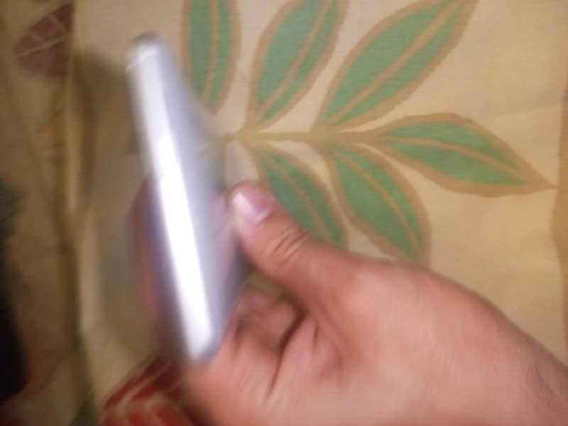 sony xz3 6