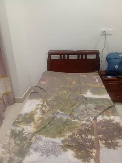 pure talai wood single beds no pressed wood pure wood 10/10 like new