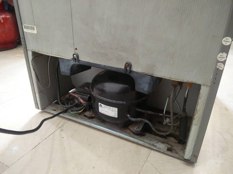 Freezer vertical Type 8
