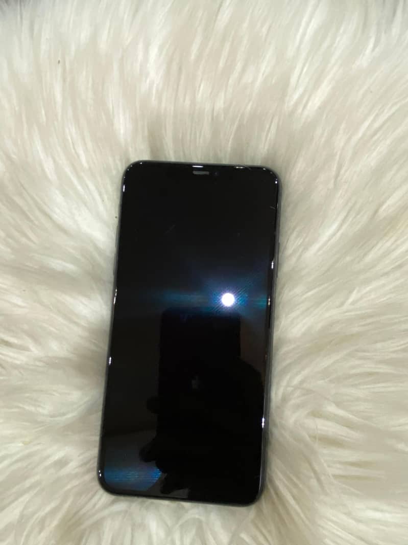 Iphone 11 pro max 2