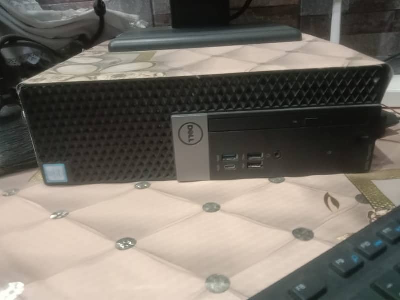 Dell Desktop PC 3