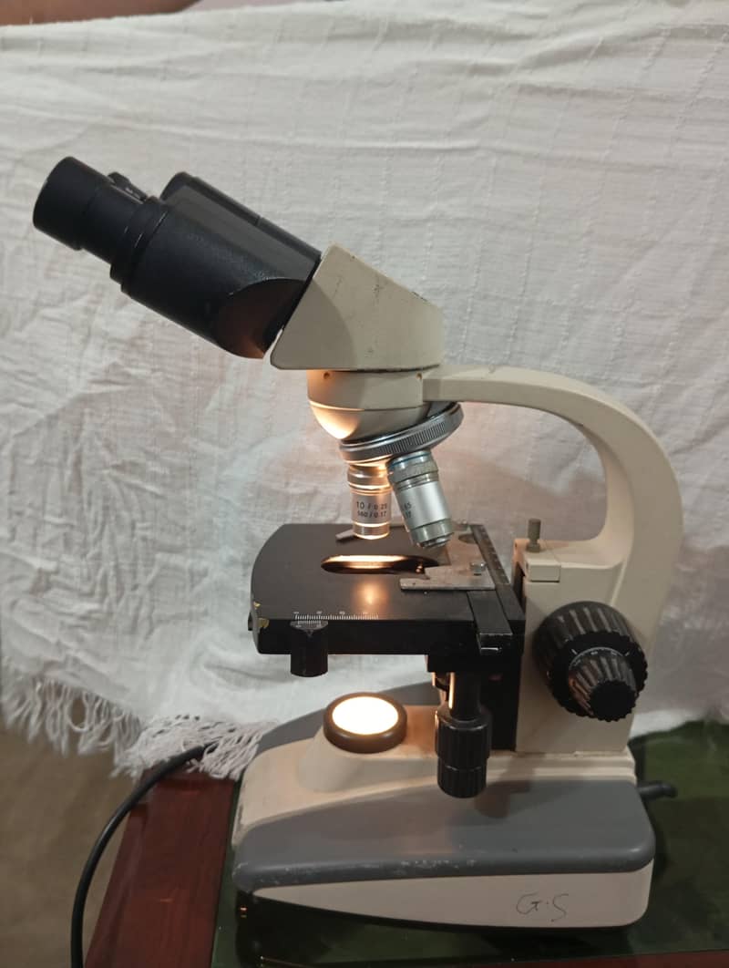 microscope 0
