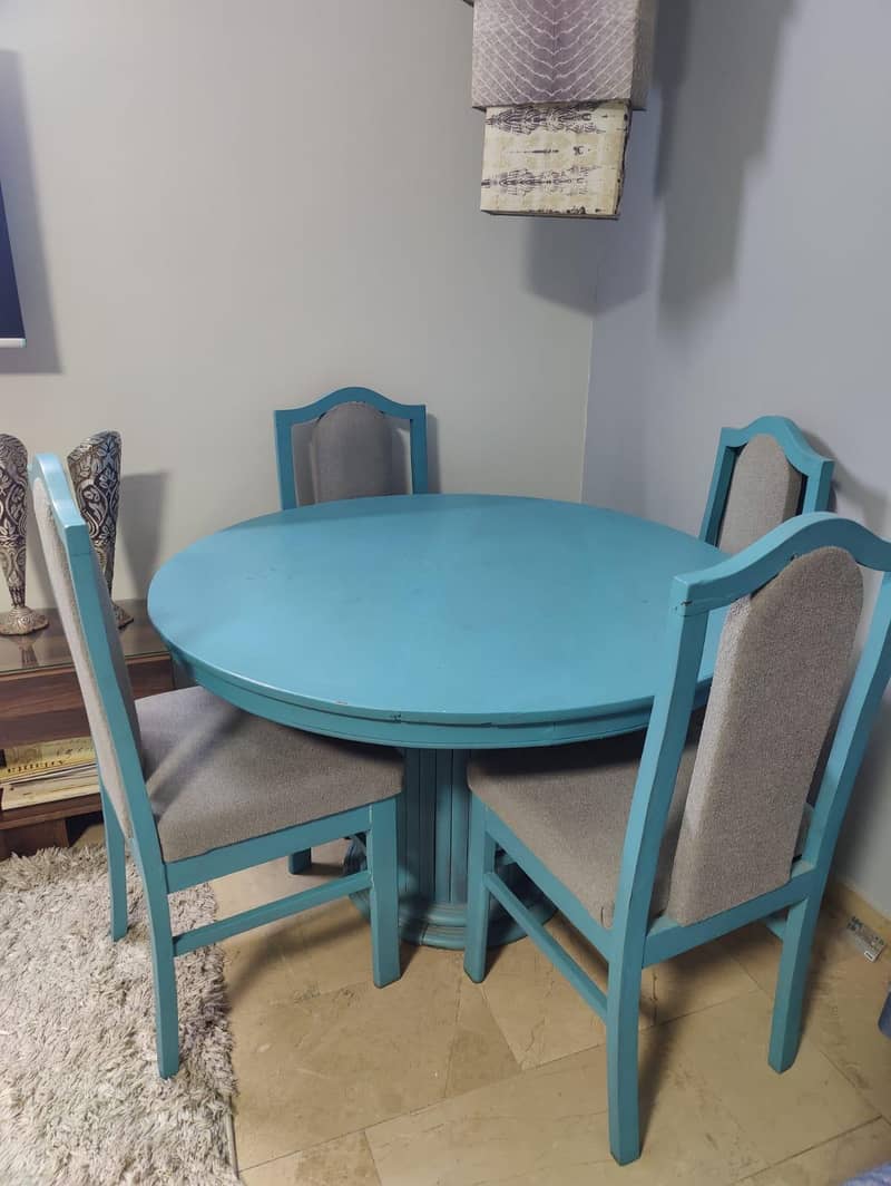 dinning table 0