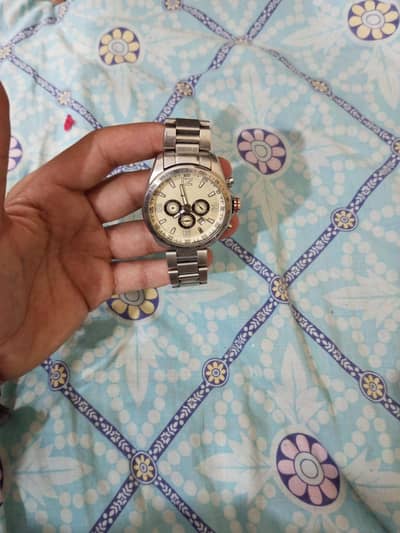 men watch