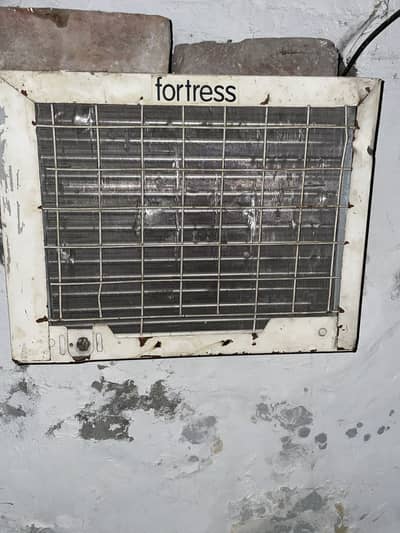 Window AC for sale urgent sale