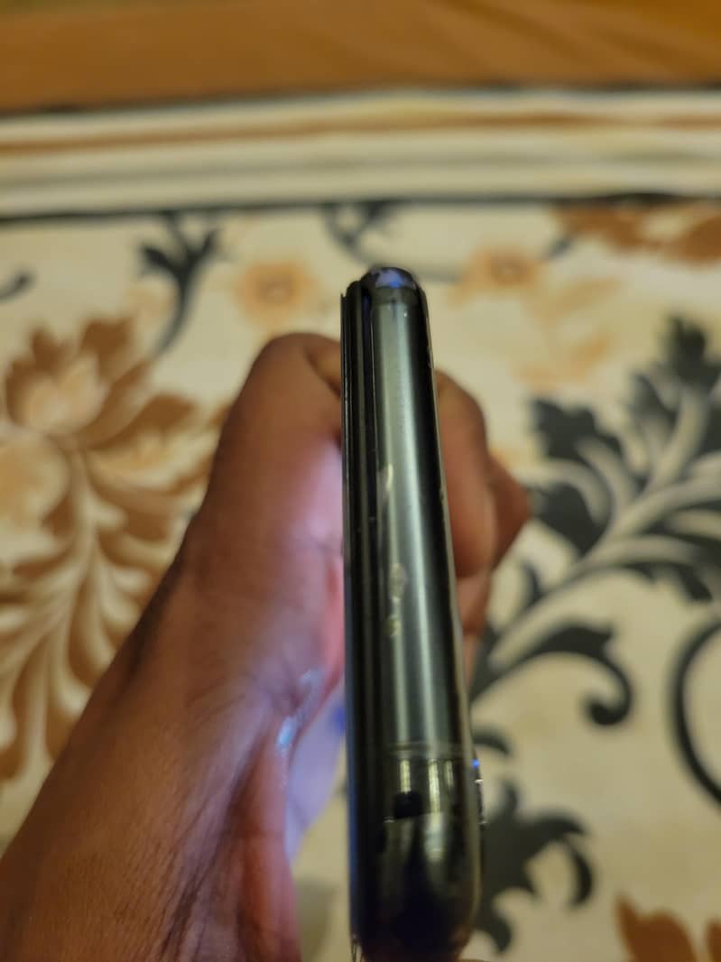 iphone 11pro FU 4