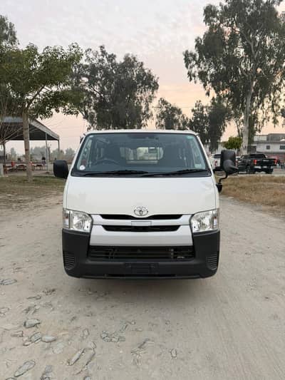 toyota hiace
