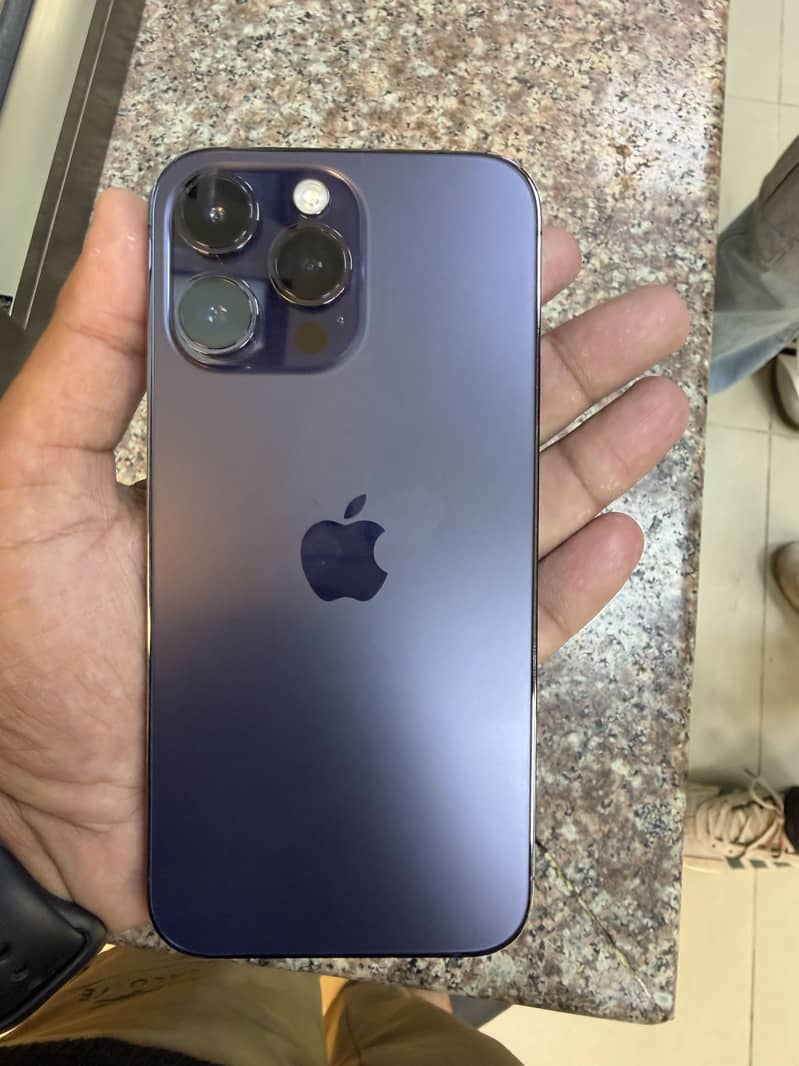 iPhone 14 Pro Max 3