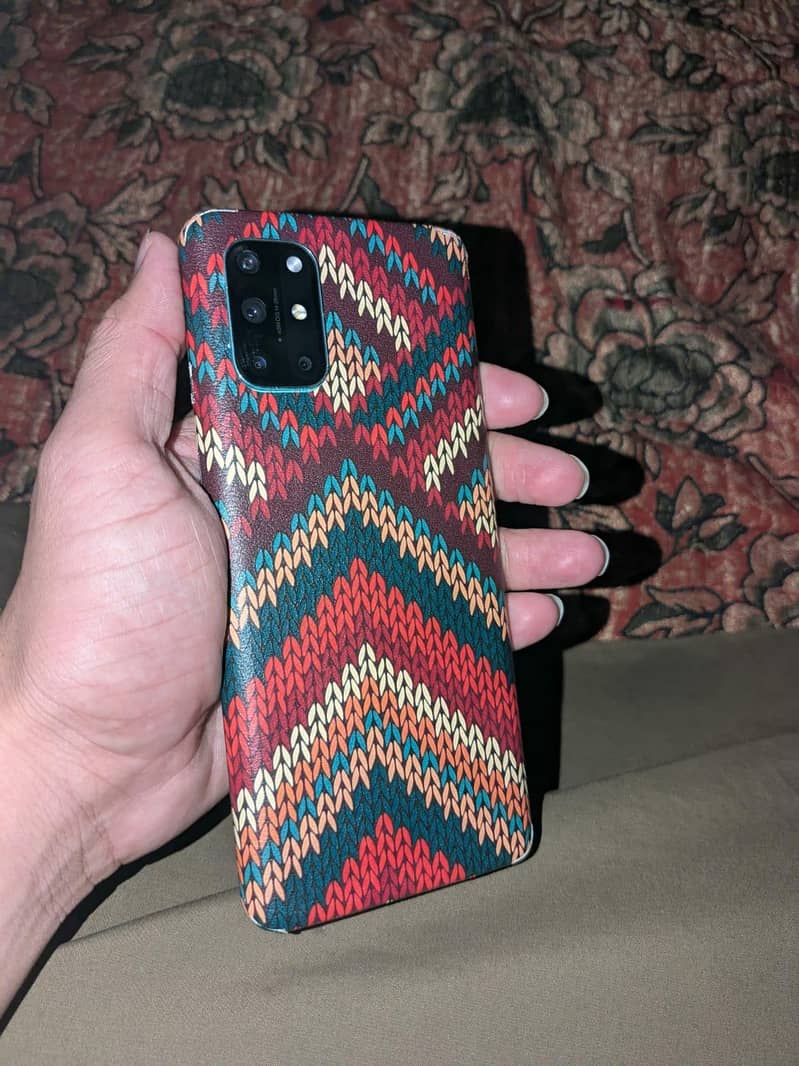 OnePlus 8Tplus  12/256 1