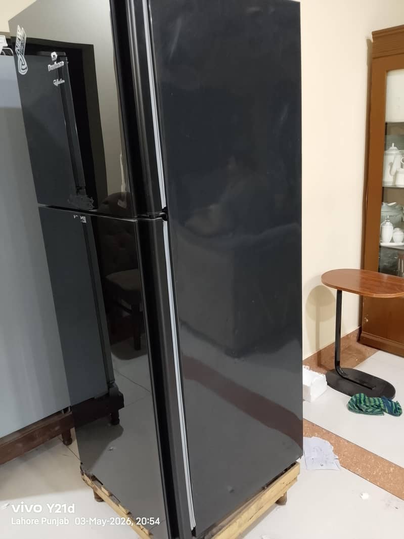 refrigerator 0
