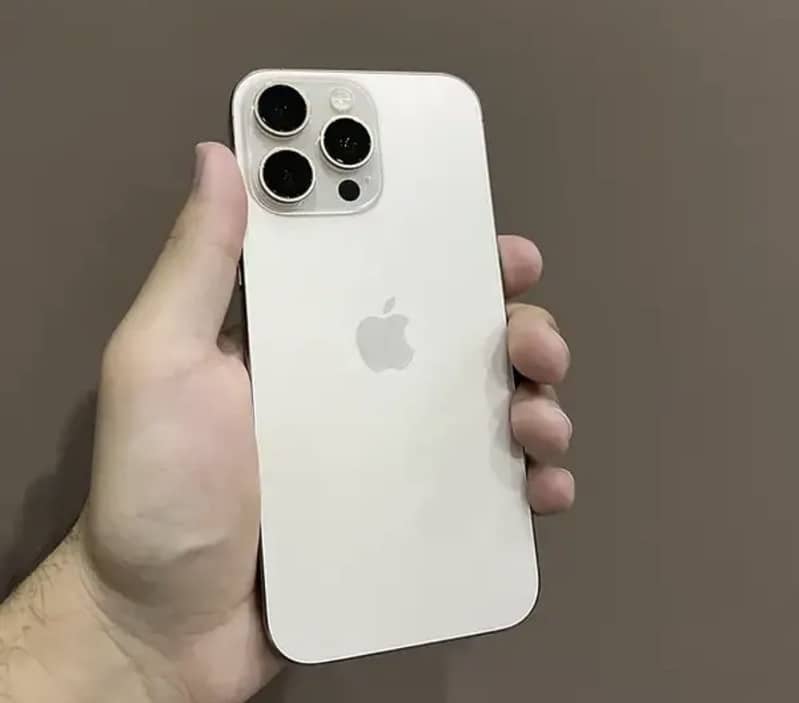 Iphone 16 Pro Max 1