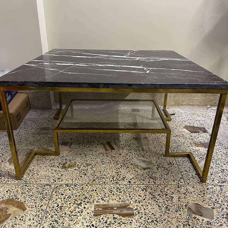Coffee table 0