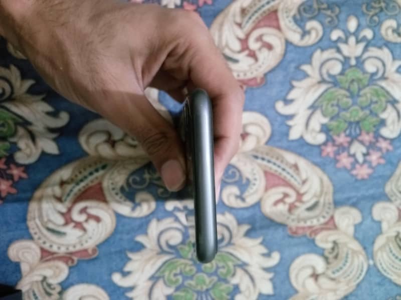 Iphone 11 JV 4