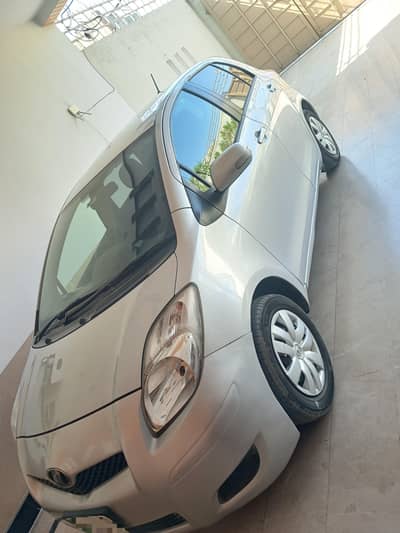 vitz 2009