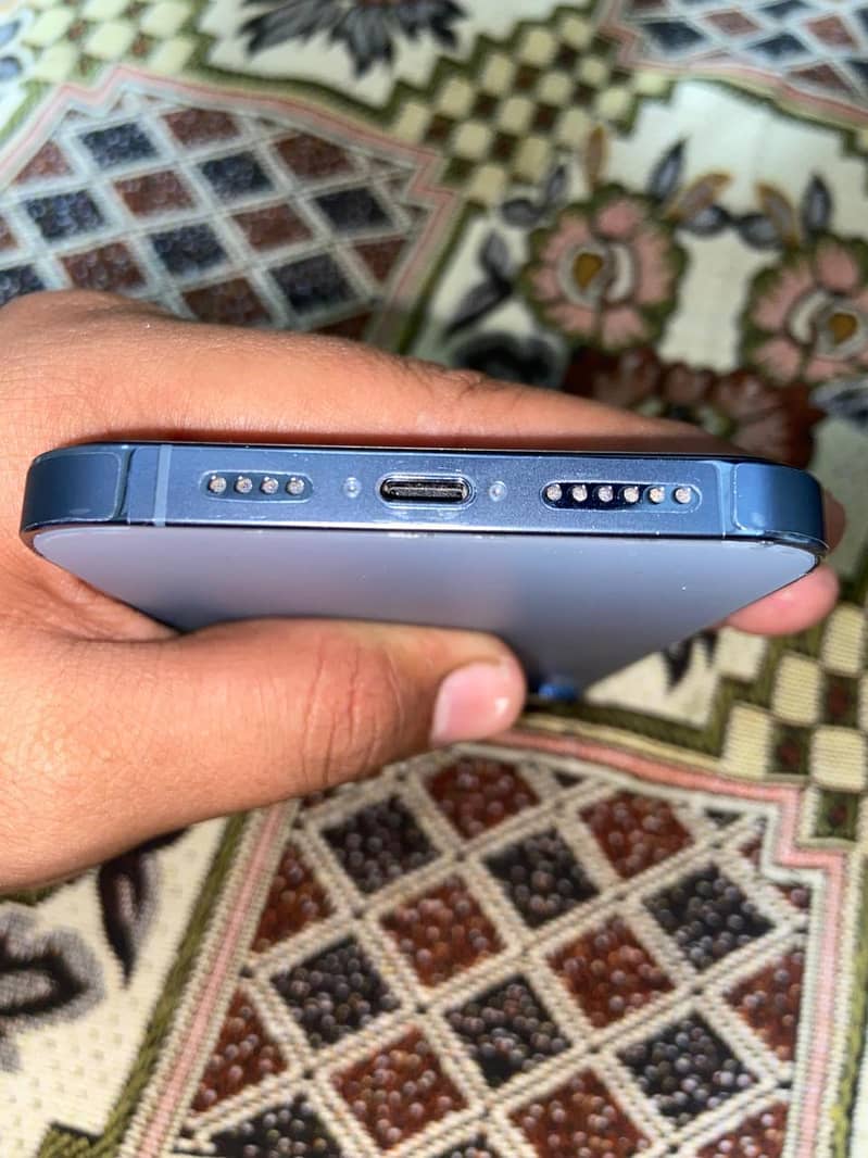 iphone 13 pro max 2