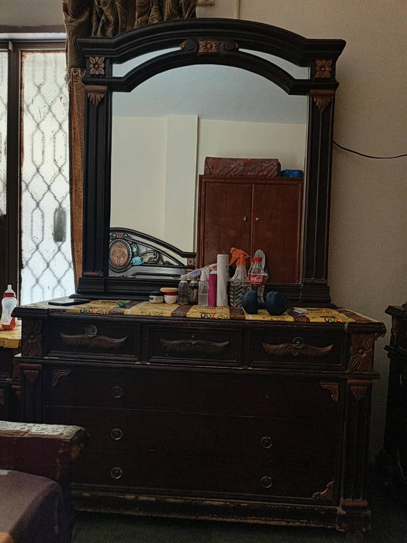 Best Dressing Table 4