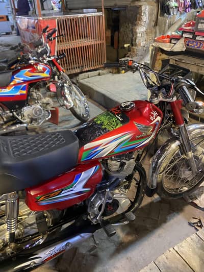 Honda CG 125 model 2023