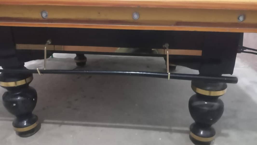 Snooker Table 0
