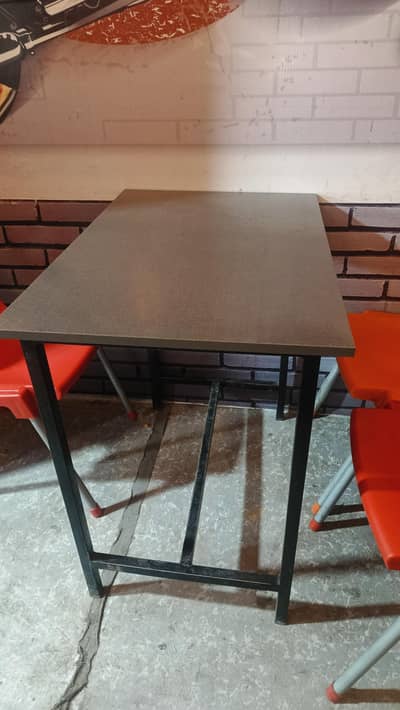 Tables & Chairs
