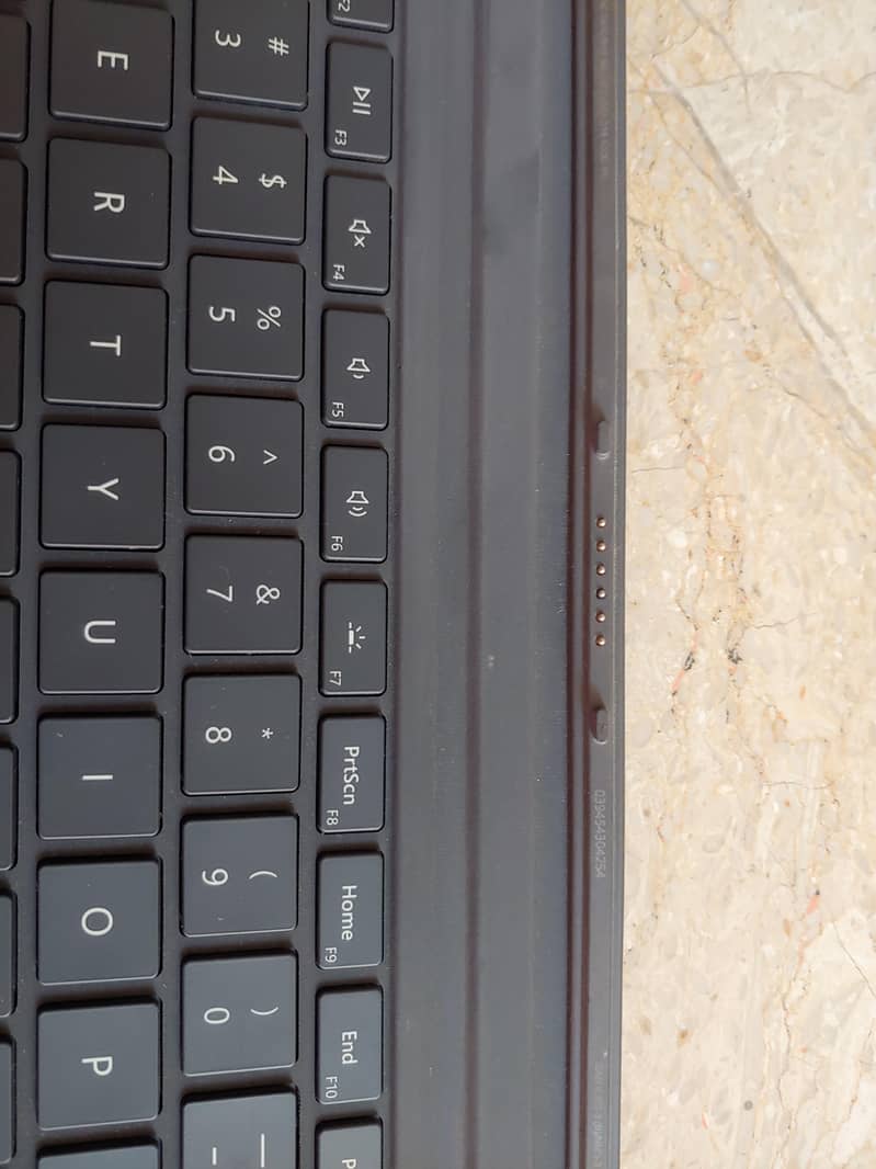 Microsoft Surface Pro. Keyboard 2