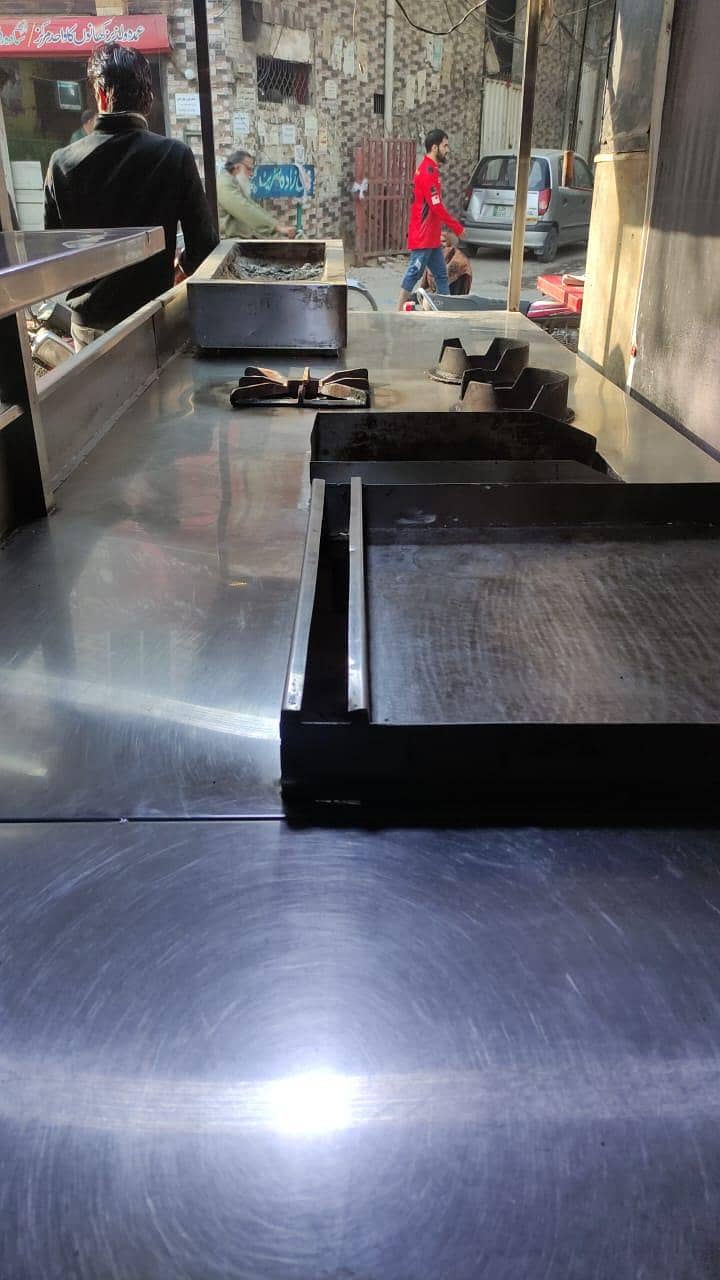 Counter/Work Station 6