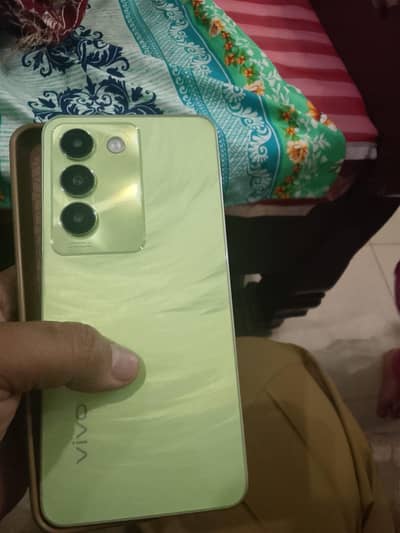 bss screen pa dab agy hai Baki SB ok hai box charger phn too warranty