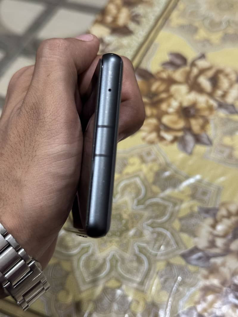 Pixel 7a 3