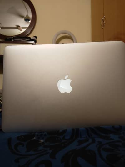 APPLE MAC BOOK PRO 2013 CORE i3