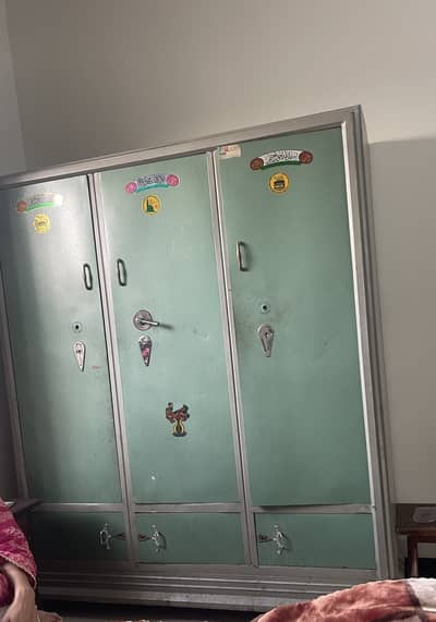 cupboard, almari