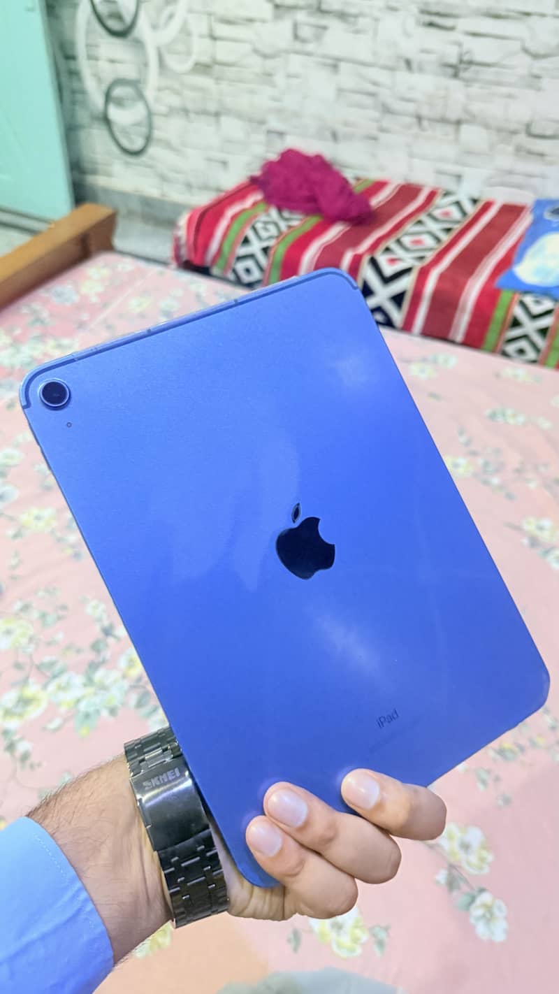 IPAD 10TH GENERATION 2