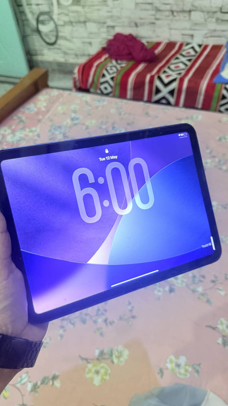 IPAD 10TH GENERATION 3