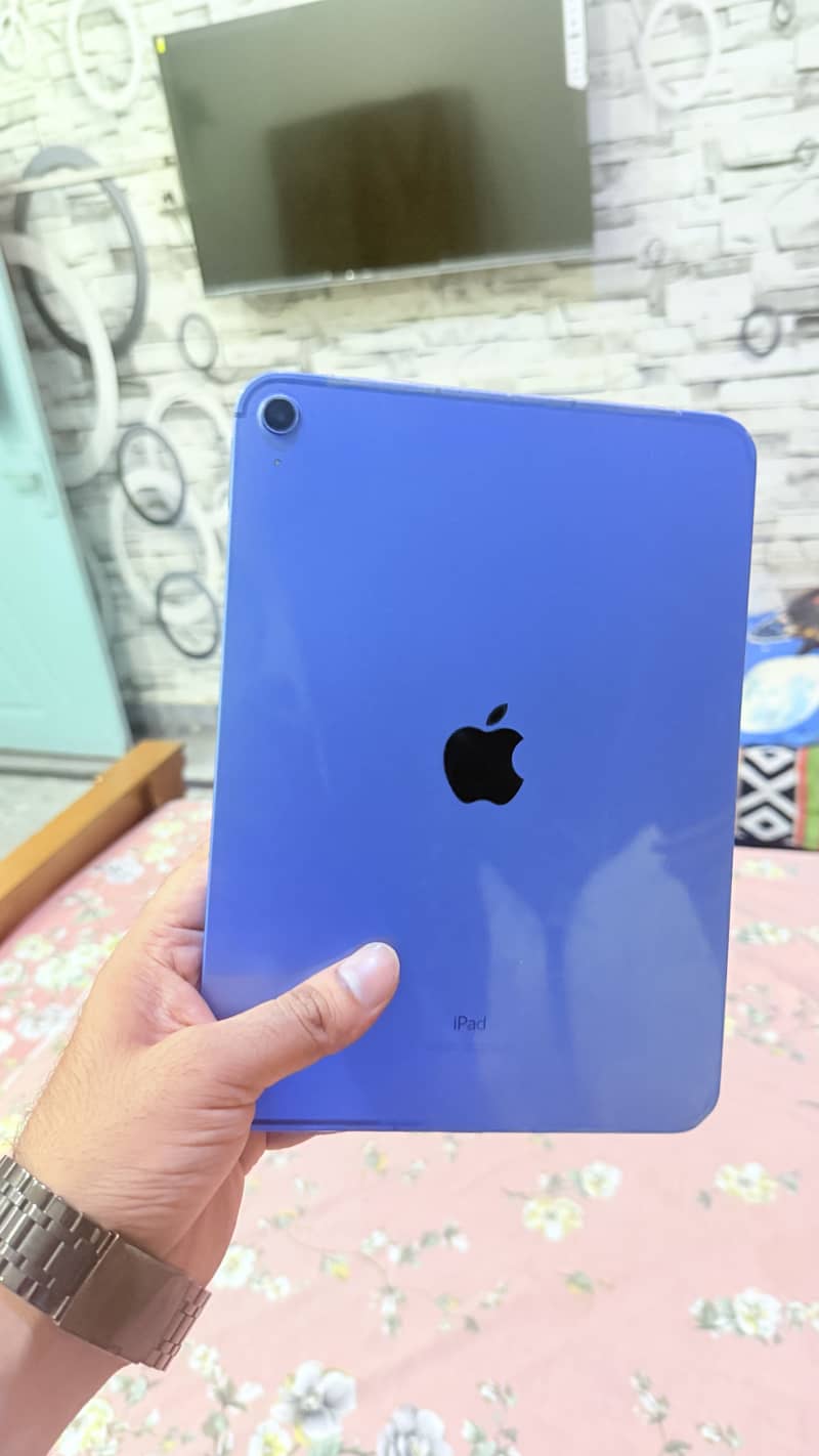 IPAD 10TH GENERATION 5