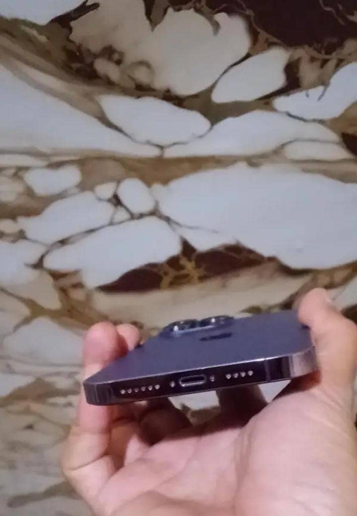 Iphone 14 pro max 2