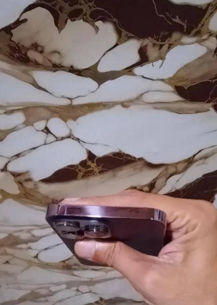 Iphone 14 pro max 4