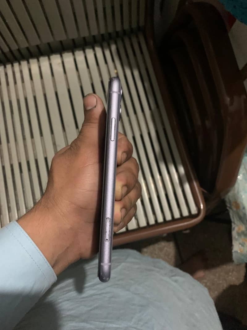 iPhone 11 1