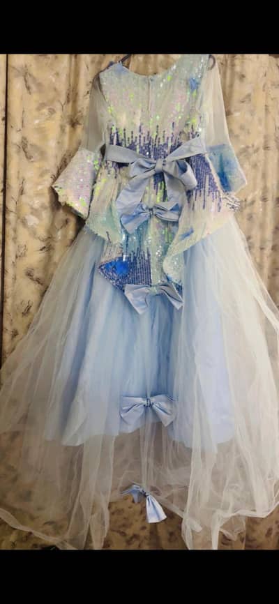 frozen blue maxi