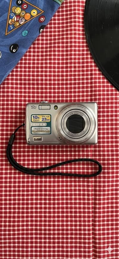 F70 EXR