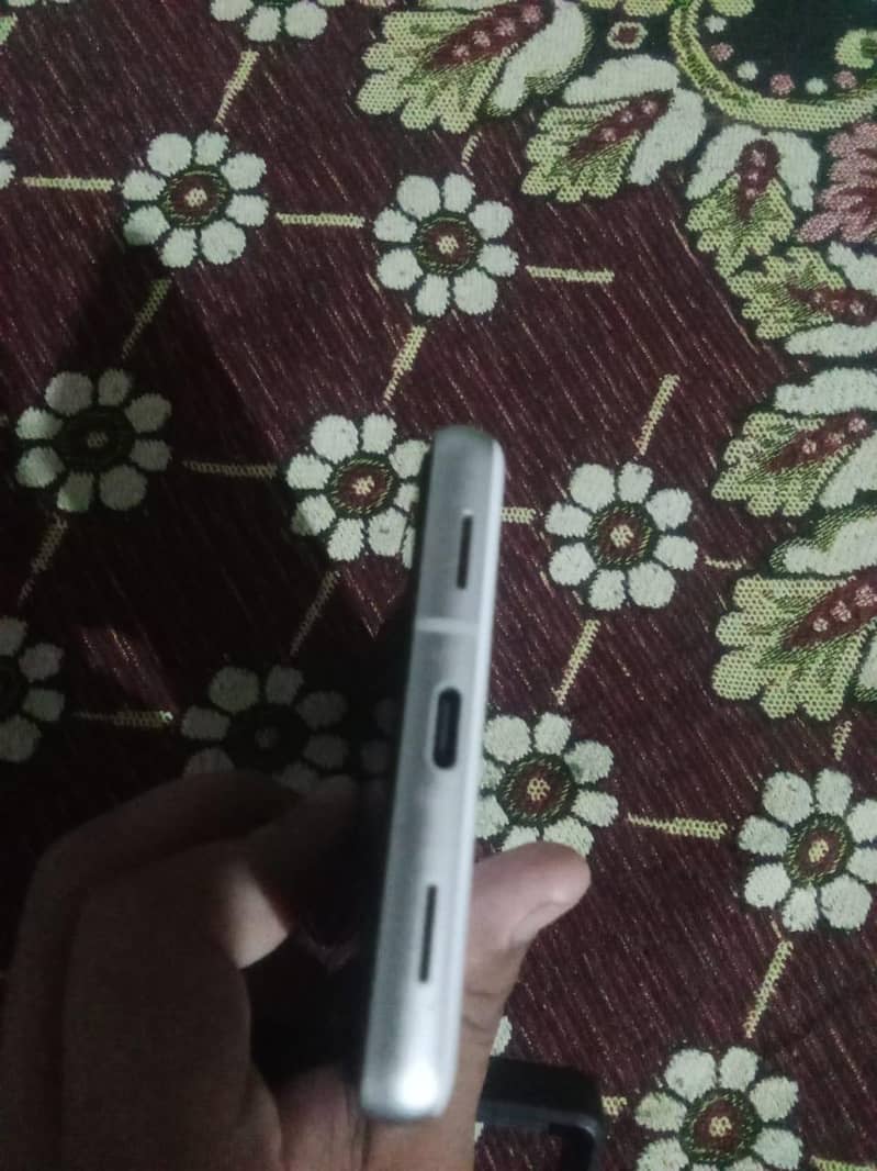 google pixel 7a 5
