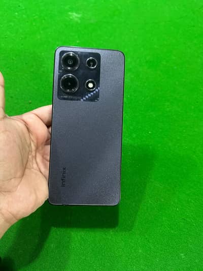 Infinix Note 30