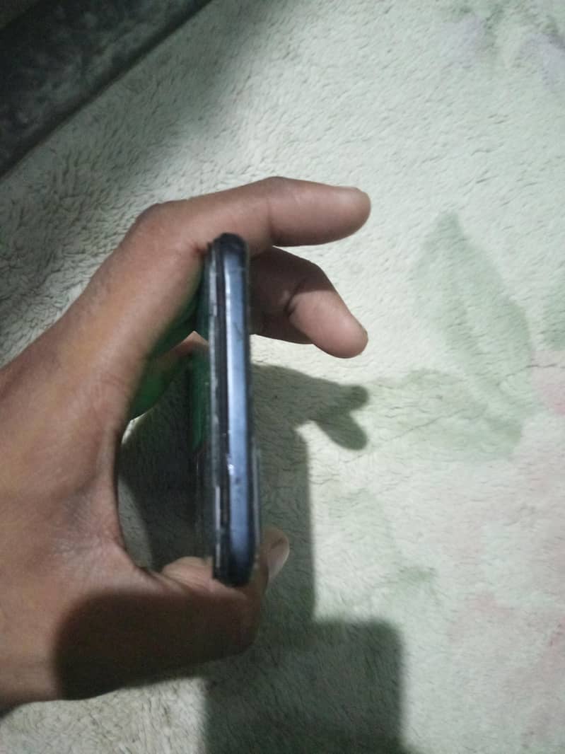 vivo v21 4