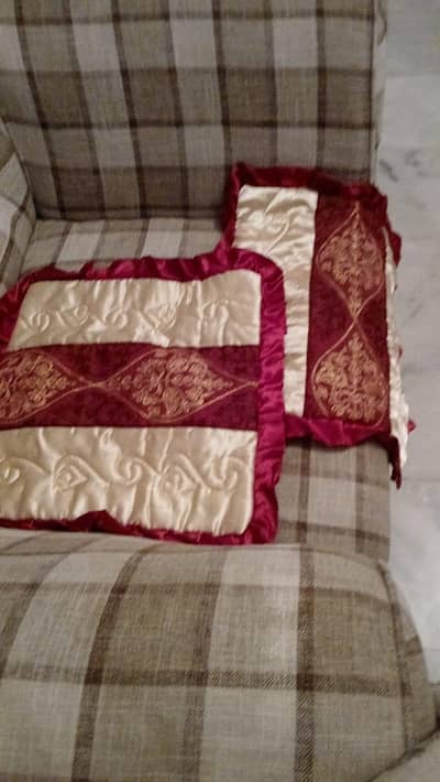King size Bridal Fancy Bedsheet set with comforter