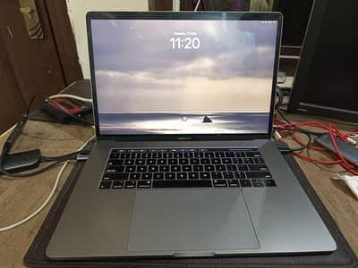Macbook pro 2019 32gb 500gb